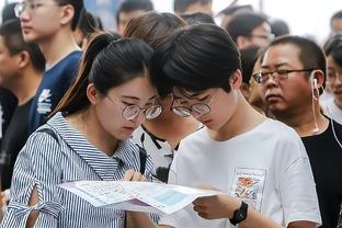 范迪克：宽萨有难以置信的天赋 我们需要继续保持饥饿感